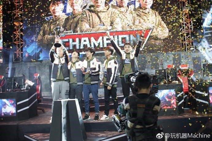 csgo玩机器在哪直播，玩机器个人资料，玩机器是职业选手吗