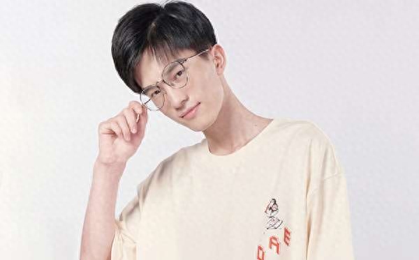 和平精英游戏解说有哪些人