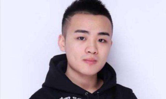 和平精英千万粉丝主播有哪些(先后排行)